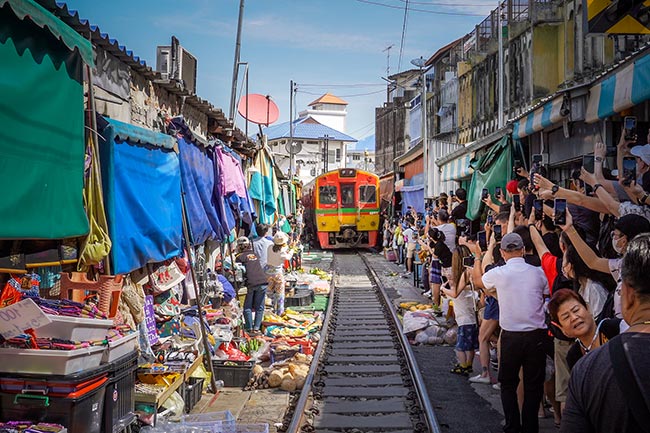 Train Market