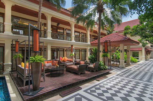 Courtyard at The Sukosol Hotel, Bangkok