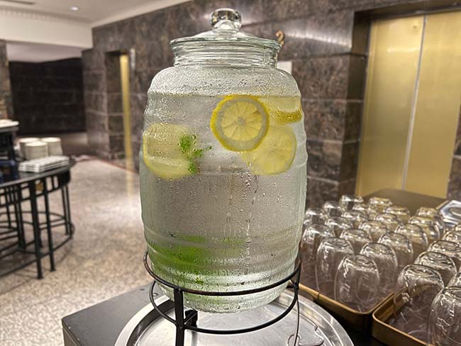 Water station for Green Meeting