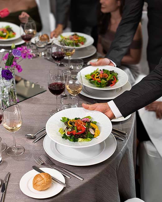 Kamolthip Dining Service